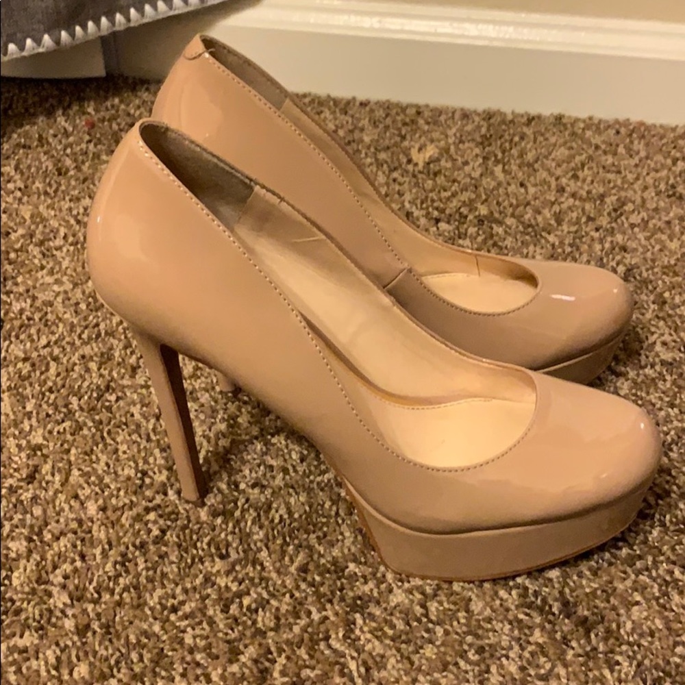 Jessica Simpson heels - Picture 3 of 6